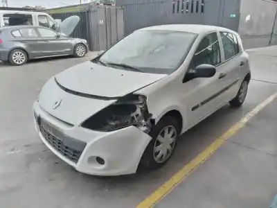 Scrapping Vehicle renault clio iii pack authentique of the year 2009 powered k9km7