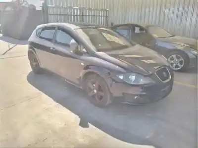Veículo de Sucata seat leon (1p1) reference do ano 2010 alimentado bls