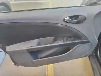 Veículo de Sucata seat leon (1p1) reference do ano 2010 alimentado bls