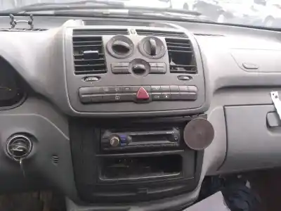 Scrapping Vehicle mercedes-benz vito (w639) basic, combi 111 cdi compacto (639.601) of the year 2006 powered 646982