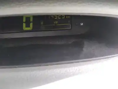 Veículo de Sucata renault twingo (co6) 1.2 alize do ano 2001 alimentado d4f702