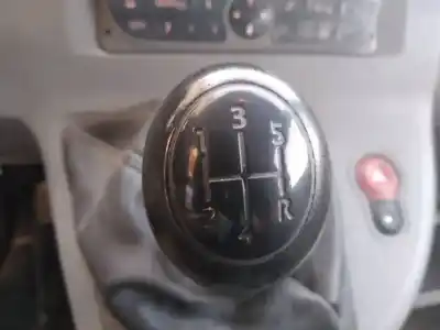 Veículo de Sucata renault kangoo profesional do ano 2010 alimentado k9kb8