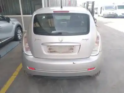 Veicolo di demolizione lancia ypsilon (101) 1.3 multijet 16v argento (10.2006->) dell'anno 2007 alimentato 199a2000