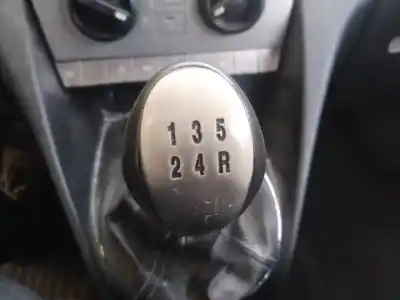 Veicolo di demolizione lancia ypsilon (101) 1.3 multijet 16v argento (10.2006->) dell'anno 2007 alimentato 199a2000