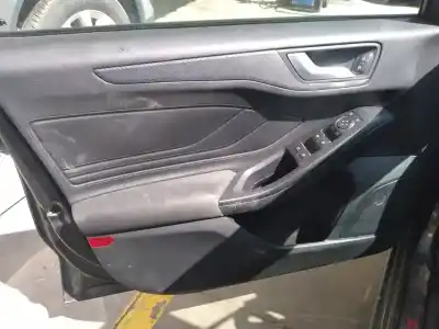 Scrapping Vehicle ford focus st-line of the year 2019 powered b7da