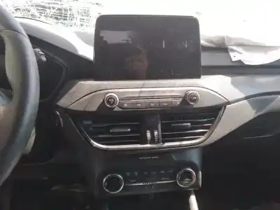 Scrapping Vehicle ford focus st-line of the year 2019 powered b7da