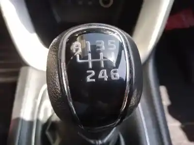 Veicolo di demolizione kia cee´d concept dell'anno 2013 alimentato d4fc