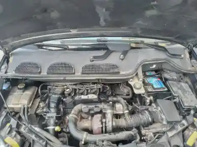 Veículo de Sucata ford focus c-max (cap) trend (d) do ano 2005 alimentado g8da