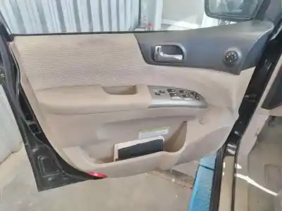 Veicolo di demolizione kia carnival 2.9 crdi vgt active dell'anno 2006 alimentato j3