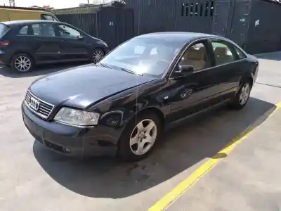 Veicolo di demolizione audi a6 berlina (4b2) 2.5 tdi quattro dell'anno 2002 alimentato ake
