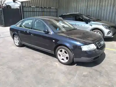 Veicolo di demolizione audi a6 berlina (4b2) 2.5 tdi quattro dell'anno 2002 alimentato ake
