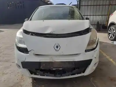 Veículo de Sucata renault clio iii business do ano 2013 alimentado k9k67