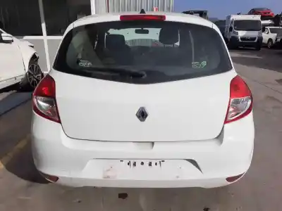 Veículo de Sucata renault clio iii business do ano 2013 alimentado k9k67