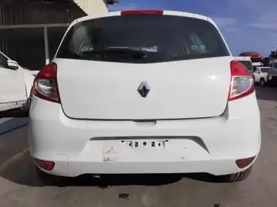 Veículo de Sucata renault clio iii business do ano 2013 alimentado k9k67