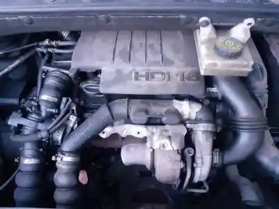 Veículo de Sucata citroen c4 picasso cool do ano 2010 alimentado 9hz