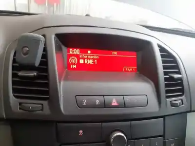 Veículo de Sucata opel insignia berlina essentia do ano 2010 alimentado a20dth