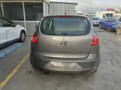 Veículo de Sucata seat altea (5p1) reference do ano 2004 alimentado bkd
