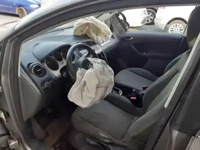 Veículo de Sucata seat altea (5p1) reference do ano 2004 alimentado bkd