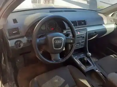 Veículo de Sucata audi a4 berlina (8e) 2.0 tdi 16v (103kw) do ano 2005 alimentado blb