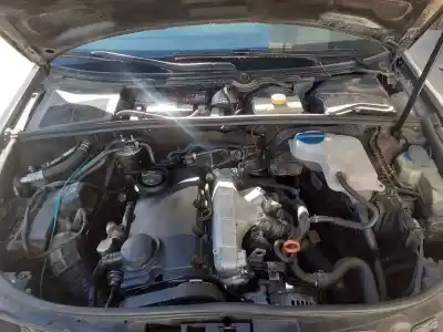 Veículo de Sucata audi a4 berlina (8e) 2.0 tdi 16v (103kw) do ano 2005 alimentado blb