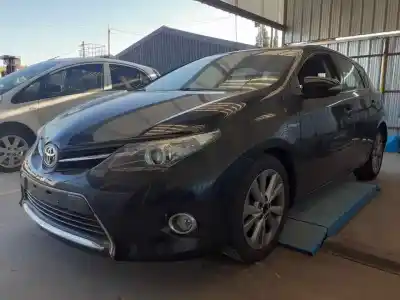 Scrapping Vehicle toyota auris hybrid active of the year 2013 powered 2zr
