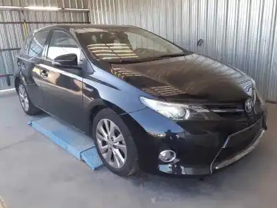 Scrapping Vehicle toyota auris hybrid active of the year 2013 powered 2zr