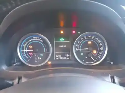 Scrapping Vehicle toyota auris hybrid active of the year 2013 powered 2zr