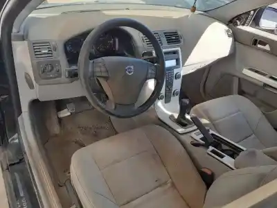 Veicolo di demolizione volvo s40 berlina 1.6 diesel cat dell'anno 2010 alimentato d4164t