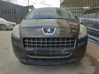 Veicolo di demolizione peugeot 3008 confort dell'anno 2018 alimentato 9hz