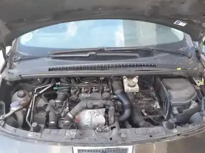 Veicolo di demolizione peugeot 3008 confort dell'anno 2018 alimentato 9hz