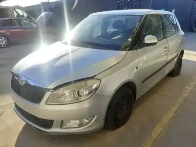 Scrapping Vehicle skoda fabia (5j2 ) style of the year 2010 powered cay / cayb