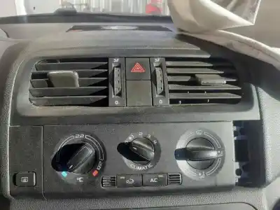 Scrapping Vehicle skoda fabia (5j2 ) style of the year 2010 powered cay / cayb