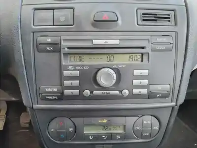 Veículo de Sucata ford fiesta (cbk) newport do ano 2007 alimentado a9ja