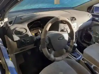 Sloopvoertuig ford focus berlina (cap) ghia van het jaar 2005 aangedreven g8da