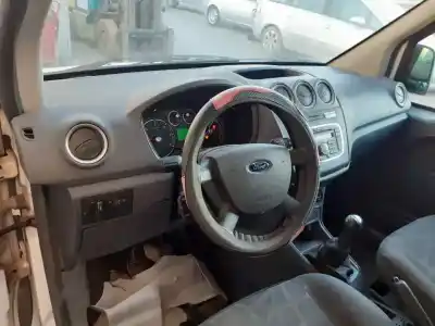 Здавання транспортного засобу ford transit connect (tc7) furgón (2006->) року 2011 потужний r3pa
