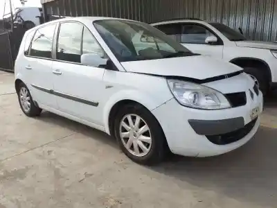 Veicolo di demolizione renault scenic ii dynamique dell'anno 2008 alimentato f9qj8