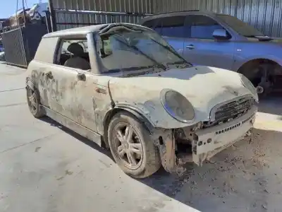 Veículo de Sucata bmw mini (r50,r53) one do ano 2004 alimentado w10b16a