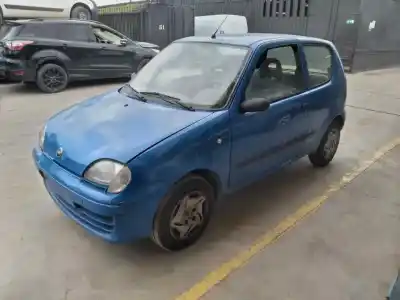 Veicolo di demolizione fiat seicento (187) active dell'anno 2004 alimentato 187a1000
