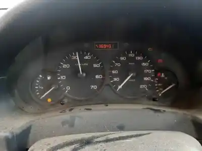 Veicolo di demolizione peugeot partner (s2) combiespace dell'anno 2010 alimentato 9hw o 9h02