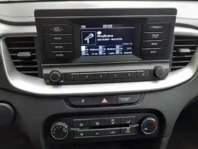 Scrapping Vehicle kia ceed business of the year 2020 powered g3lc