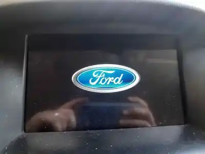 Vehicul casat ford focus lim. business al anului 2017 alimentat m1dd