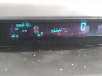 Здавання транспортного засобу renault espace iv (jk0) expression року 2003 потужний f4r794