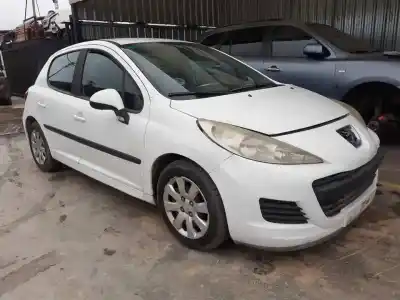 Veículo de Sucata peugeot 207 confort do ano 2010 alimentado 8hz