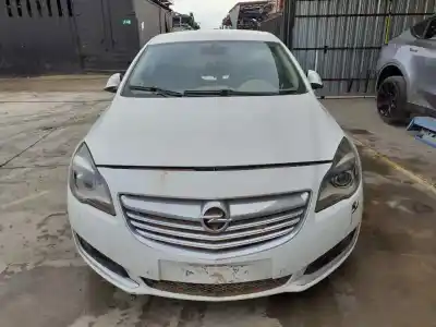 Veículo de Sucata OPEL INSIGNIA BERLINA Excellence do ano 2014 alimentado A20DTE