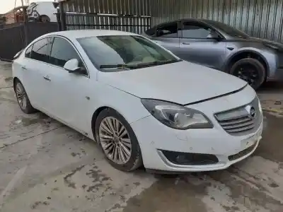Sloopvoertuig opel insignia berlina excellence van het jaar 2014 aangedreven a20dte