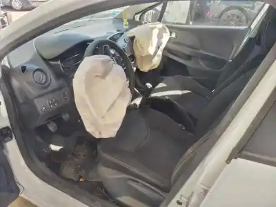 Scrapping Vehicle renault clio iv limited of the year 2018 powered h4ba400