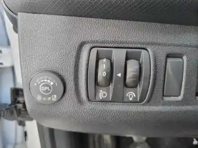 Scrapping Vehicle renault clio iv limited of the year 2018 powered h4ba400