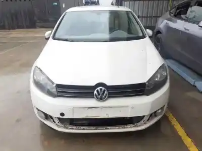 Veicolo di demolizione VOLKSWAGEN GOLF VI (5K1) Sport dell'anno 2009 alimentato CAV