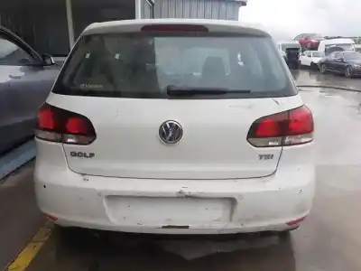 Sloopvoertuig volkswagen golf vi (5k1) sport van het jaar 2009 aangedreven cav