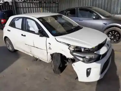 Veículo de Sucata kia rio (yb) spirit do ano 2017 alimentado g3lc